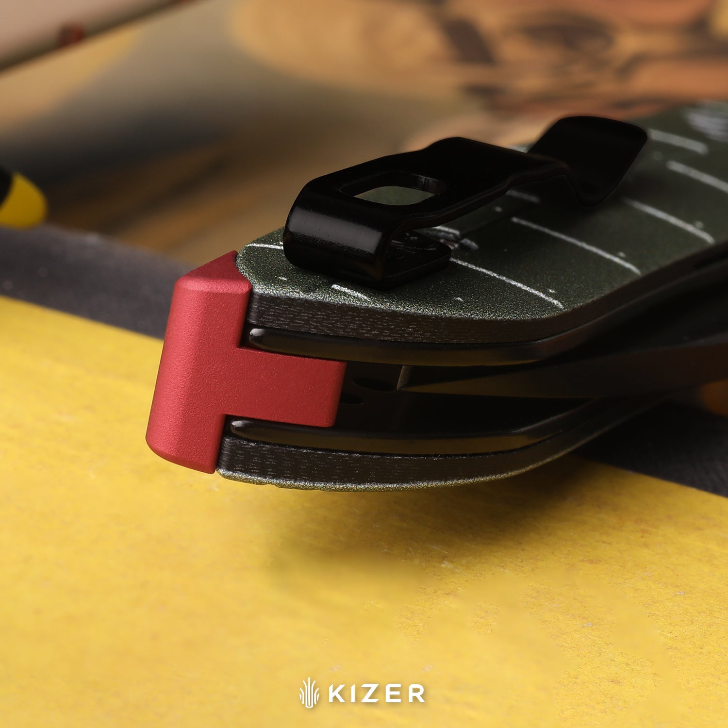 Spitfire Supermarine Edition | Matte PVD | 14C28N | Drop Point Blade | G10 | KizerV™ 3690A5 | Limited