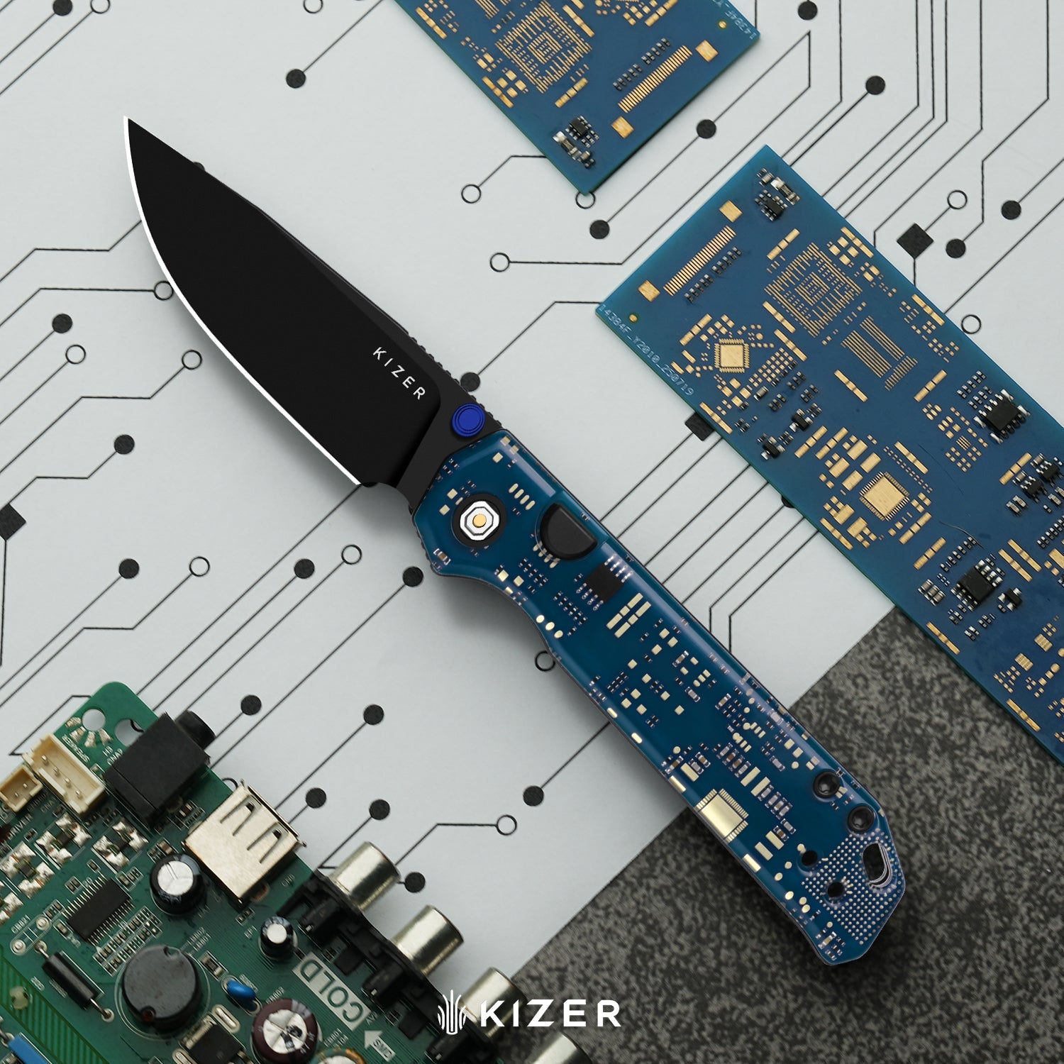 Madrac PCB | Kizer Button Liner Lock™ | BD1N | Resin & PCB | Black PVD Coating | KizerV™ 3693BSA5