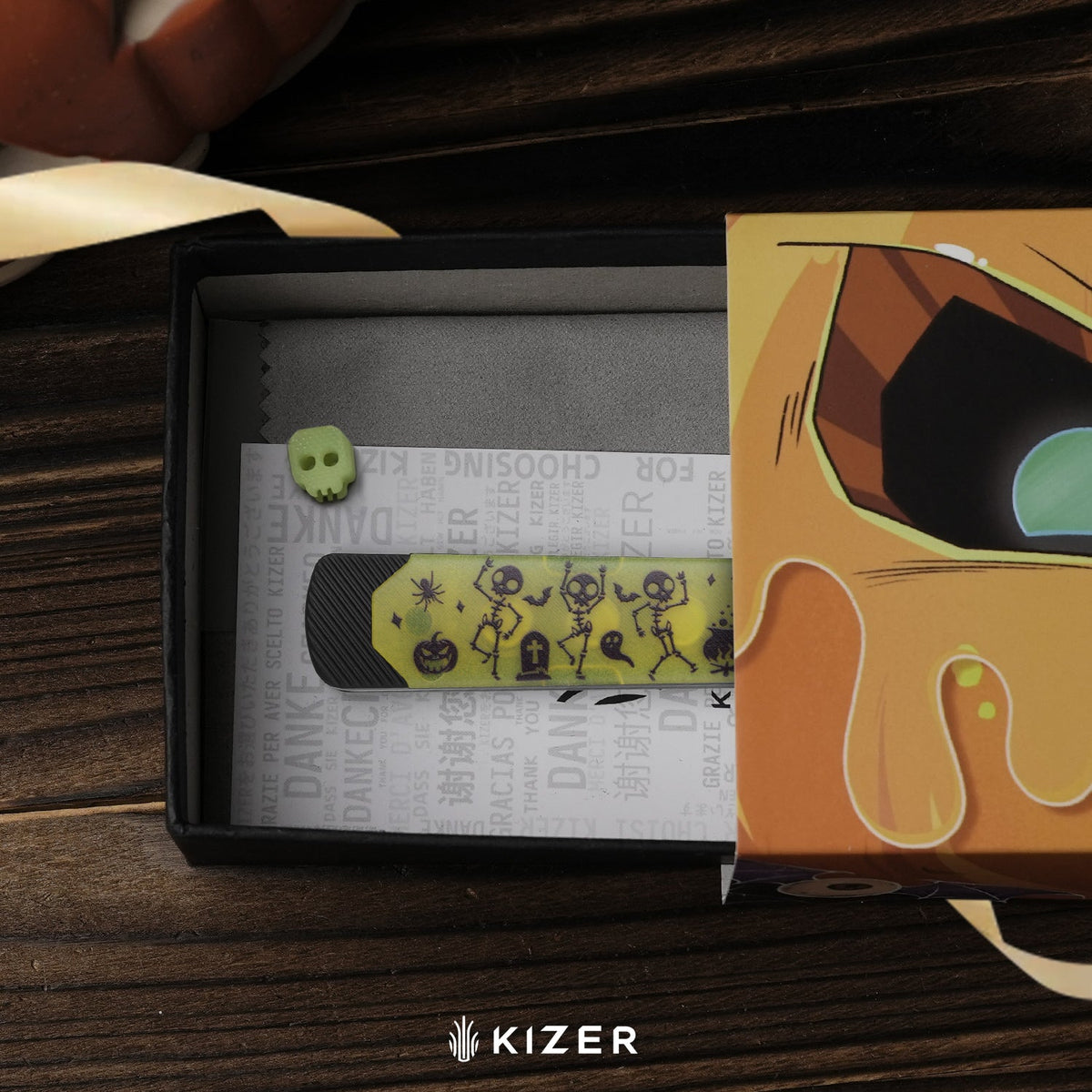 Halloween | Hallow | CPM 10V | Swappable Magnetic Inlays | Aluminum & GID G10 Handle | KizerB™ 1123HW1 | Halloween Special Edition