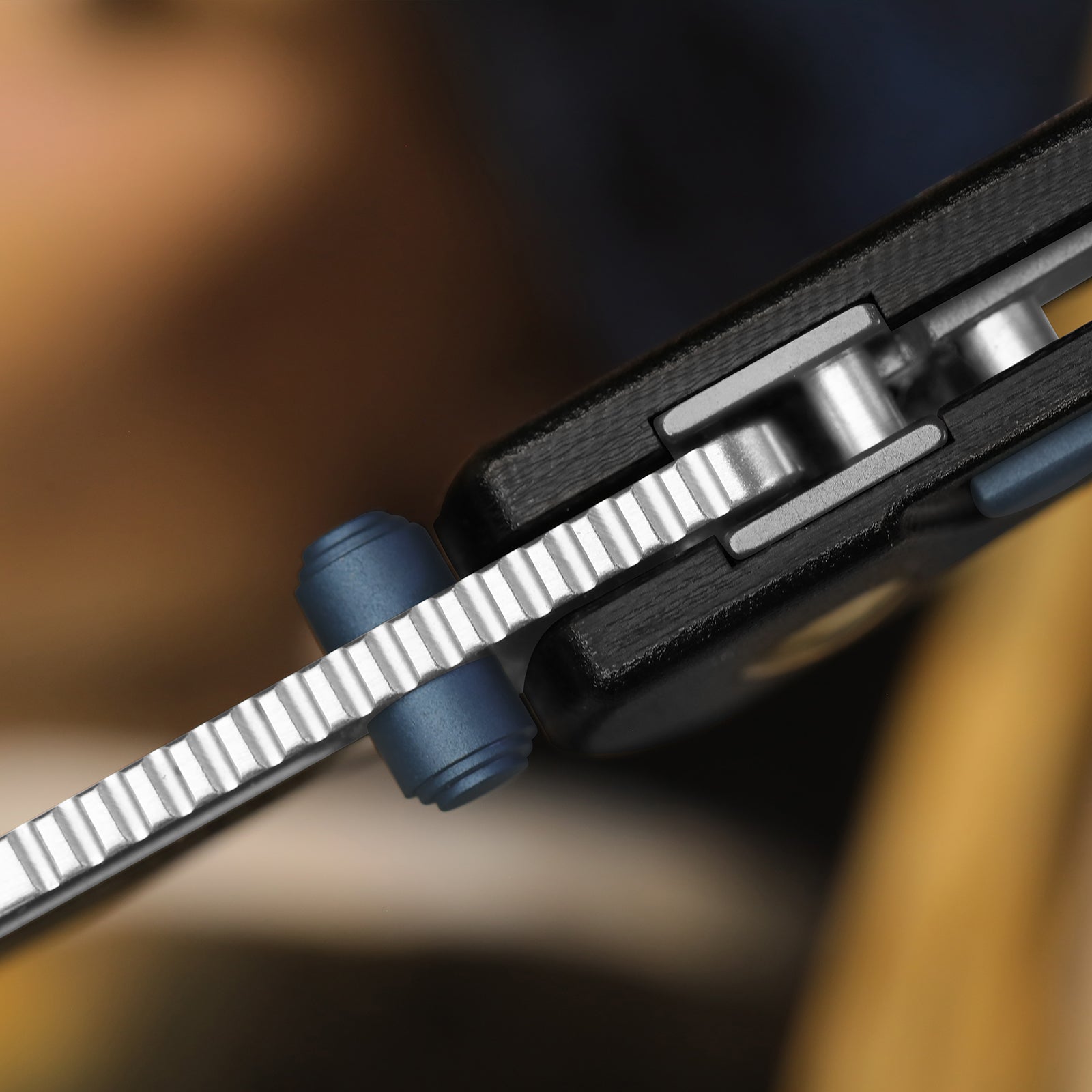 Renissance | Kizer Button Liner Lock™ | G10 | N690 + Satin | KizerV™ 3698A6