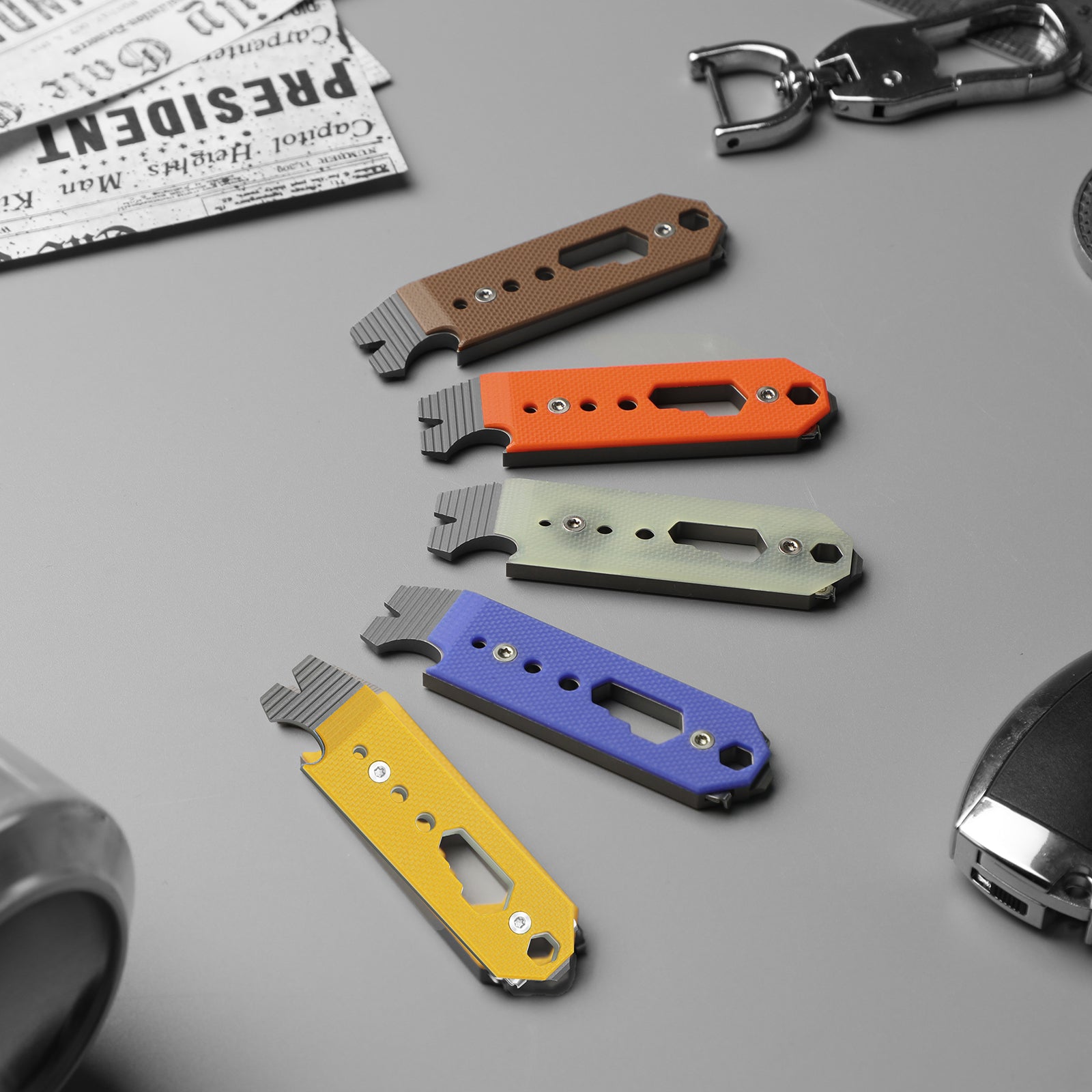 Kizer Titanium & G10 EDC Multi-Functional Tools Yellow Pac-Bar T122A1